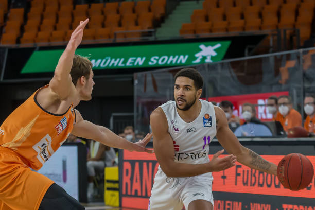 表现得当 表现得当